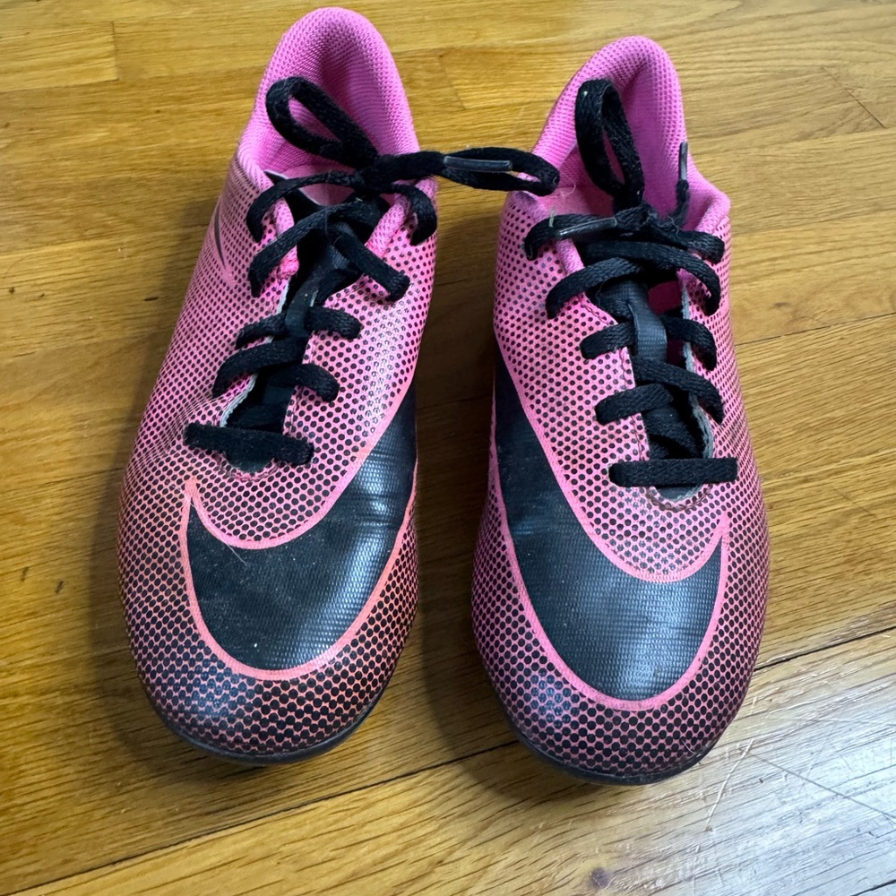 Pink and Black Nike Soccer Cleats, girls size 3.5